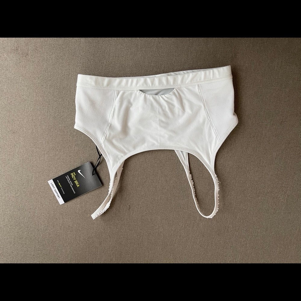NWT Nike sport bra